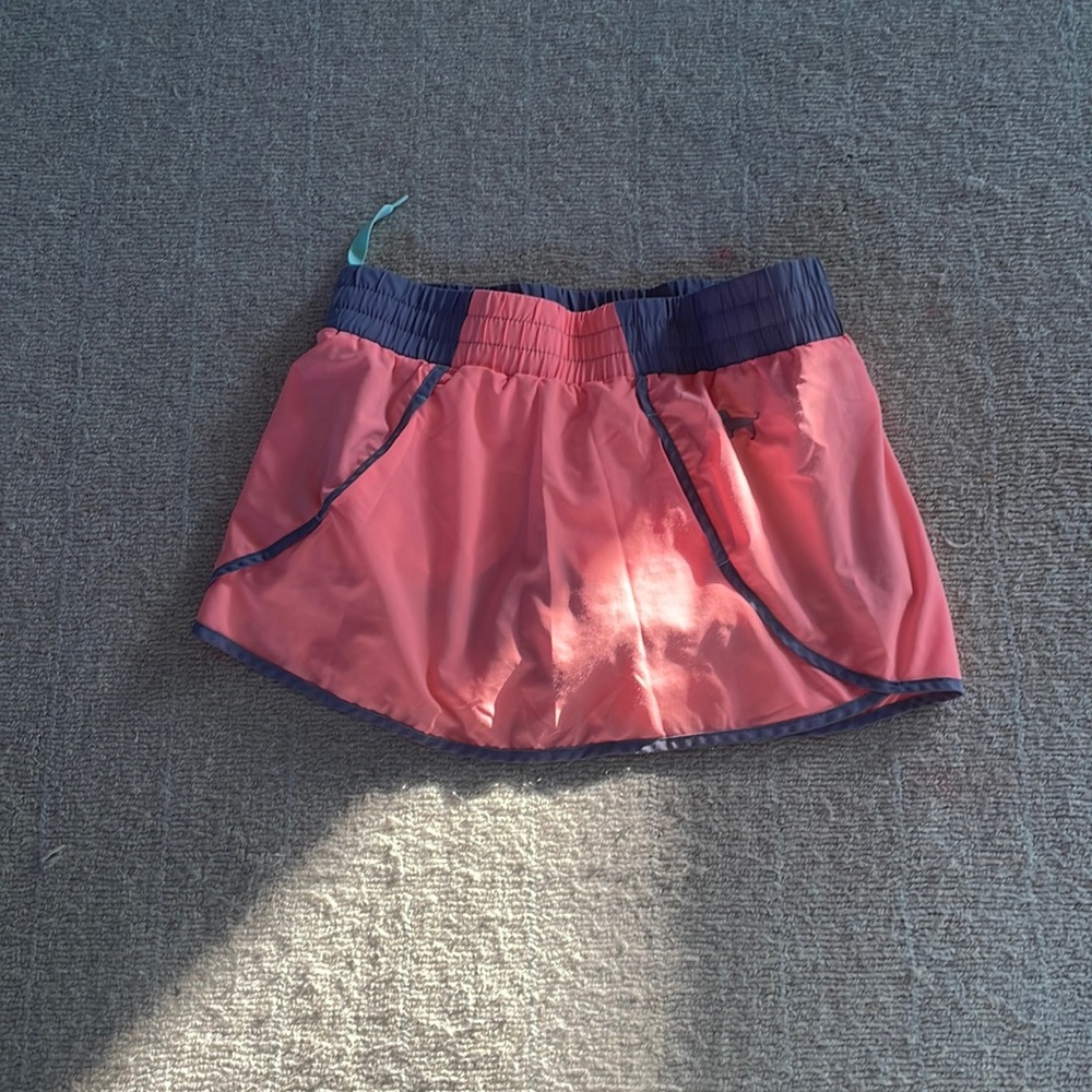 Black dog skort